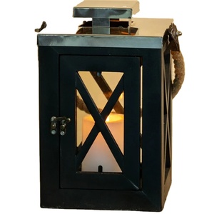 Linterna de madera de la mejor calidad para velas de Pilar utilizadas para la decoración del hogar y el hotel en Navidad y otras temporadas festivas - Product Image 1
