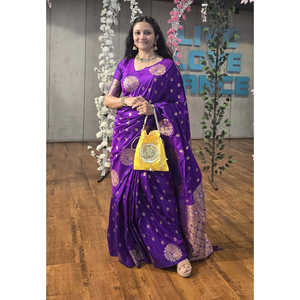 ผ้าไหมสีม่วงเนื้อนุ่มทอแบบดูอัลซารี พร้อมลายขอบนกยูง ชุดราตรีหรูหรา น้ำหนัก 0.6 กรัม - Product Image 1