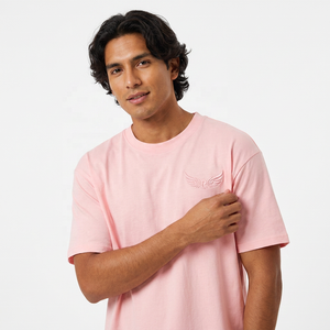 T-shirt rose pour homme, coupe oversize, manches courtes, logo aile en relief, col rond, tricoté, décontracté - Product Image 6