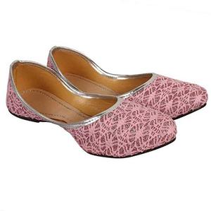 Chaussures Mule Artisanales Crème Traditionnelles avec Broderie Florale Dorée et Détails Perles Khussa – Élégantes pour Mariages et Fêtes - Product Image 4