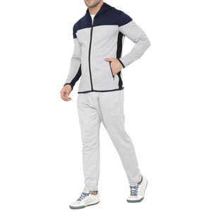 Conjunto Deportivo Personalizado para Hombre, Chaqueta con Capucha y Cierre Completo con 2 Bolsillos, Pantalones Deportivos - Product Image 4