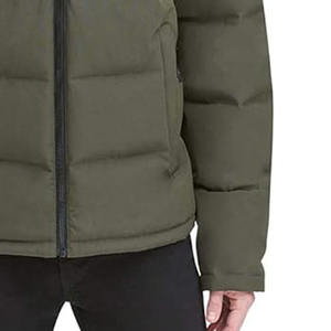 Chaqueta de hombre con botones y cremallera personalizados, elegante, informal, a prueba de viento, de nailon, tipo burbuja. - Product Image 3