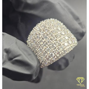 Anillo de Plata de Ley 925 con Moissanita y Diamantes, Diseño Ancho, Tono Plateado, Joyería de Alta Gama para Compradores Mayoristas - Product Image 5