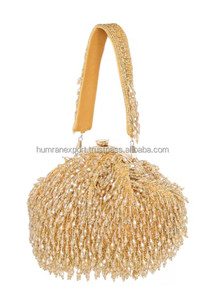 กระเป๋าทรงพระจันทร์ปักคลัทช์ลายพระจันทร์ครึ่งเสี้ยว - Product Image 3