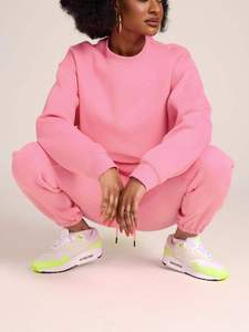 Stylish High-Grade Fleece Women's Tracksuits Customized Design Printing with Logo New Fashionable Women's Tracksuits - Product Image 2