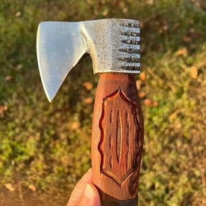 Hache de bûcheron avec tête en acier forgé et manche en bois pour fendre du bois de chauffage - Product Image 1
