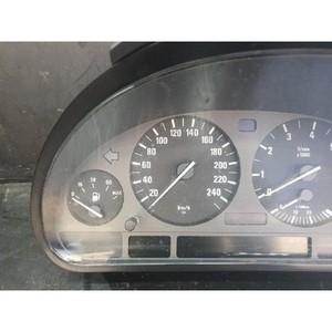 Tableau de bord (groupe d'instruments) d'occasion OEM 62118370082 pour BMW Série 5 1996-2004 - Product Image 2