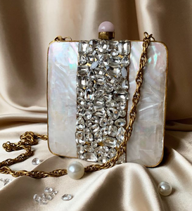 ARTESANÍA DE LUJO Embrague de noche elegante de latón y fregona para mujer El mejor bolso de mano para fiestas de boda con cerradura de latón y diseño elegante - Product Image 5