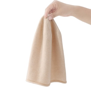 Elegante gorro de mezcla de lana Jacquard elegante Unisex, gorro de invierno transpirable y ligero para clima frío para el trabajo y los viajes - Product Image 2