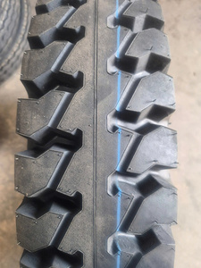 Neumático de Camión Ligero de Alta Calidad en Oferta, KUMA K702 Diagonal 5.00-12 5.50-13 6.00-14 7.00-15 7.50-16, Caucho Natural Negro, 1 Año de Garantía - Product Image 2