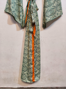 Bridel Silk Saree <b>Kimono</b> Robe Bikini <b>Cover</b> <b>Up</b> Night Wear Long Robe, Handmade Indian Vintage Recycled Silk Sari <b>Kimono</b>, - Product Image 5
