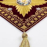 Bannière suspendue en velours brodée avec croix religieuse, décorée de pompons, pour usage en église et lors de festivals