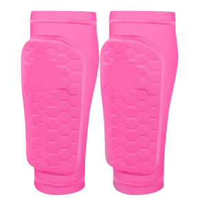 Espinilleras Profesionales de Fútbol con Mangas de Compresión Ligeras para Hombre, Ajuste Cómodo, Diseño Antideslizante, Protector de Piernas - Product Image 1