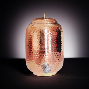 Vaisselle artisanale en cuivre, gourde écologique en cuivre, bouteille d'eau en cuivre, bouteille en cuivre à finition martelée, bouteille en cuivre oxydé - Product Image 3