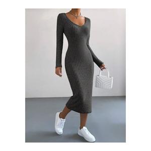 Abito Midi a manica lunga con collo profondo senza maniche e canotta da donna - Product Image 1
