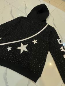 Sweat-shirt à capuche surdimensionné Relicstar en coton 100% avec strass noirs et impression graphique, style streetwear urbain - Product Image 6