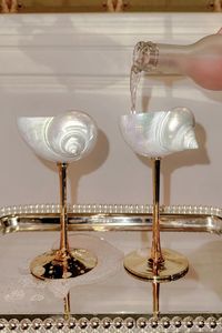 Gobelet à vin en verre artisanal classique écologique en forme de coquillage, finition naturelle polie, pour la décoration intérieure et les objets de collection - Product Image 5