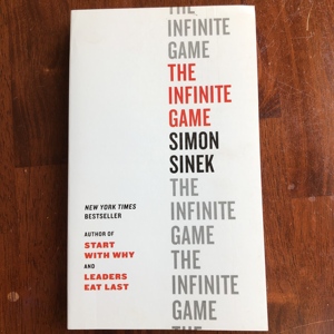 เกมส์อินฟินิท โดย ไซมอน ซีเน็ค หนังสือปกอ่อนภาษาอังกฤษ หนังสือกลยุทธ์ธุรกิจระยะยาวและการเป็นผู้นำ - Product Image 4