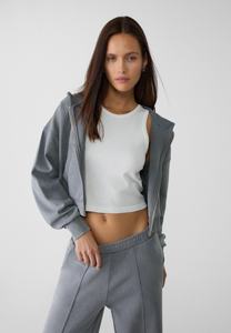 Venta al por mayor de ropa de mujer personalizada de alta calidad 100% algodón de lana en blanco Crop Top Terry sudadera recortada con capucha para mujer - Product Image 2