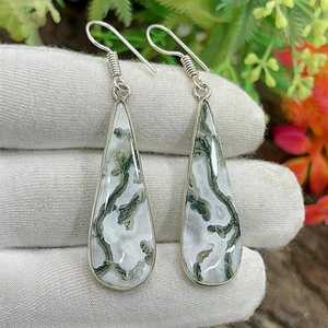 Boucles d'oreilles clous en argent plaqué or avec agate mousse en forme de goutte, faites à la main, design épuré, bijoux en pierres précieuses, cadeau idéal pour femme SK-125 - Product Image 4