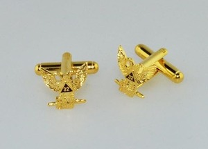 กระดุมข้อมือลายปีกขึ้น ระดับ 33 ของพิธีกรรมสก็อตแลนด์ สีทองพร้อมสีเคลือบเงา ลายสัญลักษณ์ฟรีเมสัน เครื่องราชอิสริยาภรณ์มาซอนิก - Product Image 2