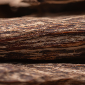 Materia Prima de Agarwood para Uso en Carbón Vegetal - Product Image 1