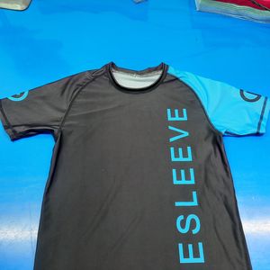 เสื้อยืดออกกำลังกายแบบเรียบคุณภาพพรีเมียมสำหรับผู้ชาย เสื้อรัดกล้ามเนื้อแขนยาวน้ำหนักเบา (S-6XL) - Product Image 4