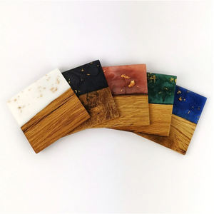 Posavasos Cuadrados de Madera de Olivo con Borde de Resina Epoxi, Posavasos de Madera de Olivo - Product Image 4