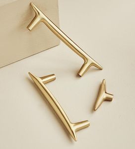 Manijas de Latón Hechas a Mano de Lujo para Puertas de Armario, Acabado Dorado, Tiradores Decorativos para Cajones de Guardarropa, Herrajes Premium para Muebles, Juego para el Hogar - Product Image 6