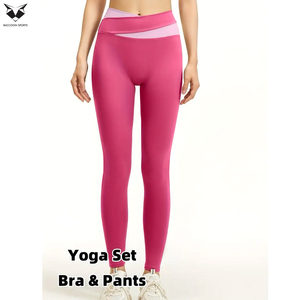 Conjunto de yoga de dos piezas color rosa con bloques de color, top deportivo de secado rápido para correr y pantalones de yoga con cintura y efecto moldeador. - Product Image 5