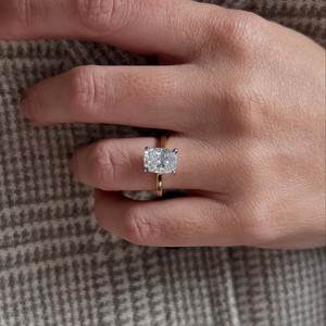 Bague VVS Diamant Élégante en Or 10K 14K 18K avec Diamant de Laboratoire Taille Coussin, Halo Caché, pour Fiançailles, Mariage, Bijoux Fins, Cadeau - Product Image 5