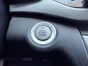 Blanco, Usado, para Avante Elantra 2018 Sedán, Automático, Gasolina, Luces LED de Circulación Diurna, 5 Plazas, Volante a la Izquierda, Asientos de Cuero, Euro VI - Product Image 4