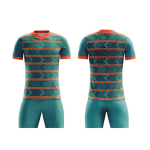 Ensemble de maillots de football pour hommes, vert et blanc rayé, col en V, manches courtes, respirant, anti-transpiration, ajusté, 100% polyester, écologique - Product Image 6