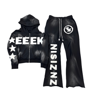 Survêtement unisexe à capuche en coton extensible quatre directions avec logo personnalisé sur le devant et poches latérales – Léger, idéal pour l'hiver et le streetwear - Product Image 1