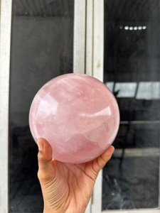 Esfera de Cuarzo Rosa Rais Agate, Bola Pulida para Decoración del Hogar, Piedra Semipreciosa, Artesanía de Gujarat, Tema Amor - Product Image 3