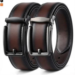 2026 Meilleure vente transfrontalière Ceinture vintage décontractée style western punk en cuir de vache avec rivets et boucle à ardillon en alliage, motif géométrique, pour femmes - Product Image 1