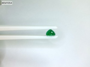 มรกตแท้ เกรด 3A คุณภาพพรีเมียม ธรรมชาติ รูปทรงวงรี 4.41 กะรัต คุณภาพสูง สำหรับทำเครื่องประดับ - Product Image 6