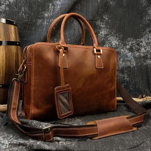 Bolso de Hombro de Cuero Genuino de Alta Calidad para Laptop de 15 Pulgadas, Color Marrón, con Múltiples Compartimentos, Bolso Ejecutivo para Laptop - Product Image 4