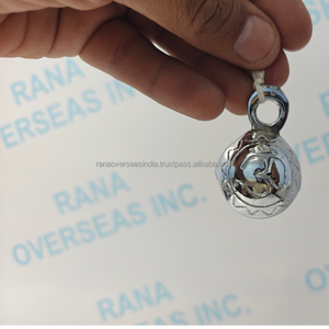 Campanas Colgantes Modernas de Latón Plateado OM para Decoración de Puertas y Paredes del Hogar, Meditación, Yoga, Puja Espiritual, Artículo de Regalo - Product Image 4