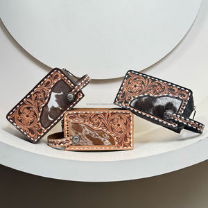 Nouvelle trousse de toilette de voyage en cuir usiné à la main personnalisée sac cosmétique de grande capacité sac de maquillage de stockage Portable en peau de vache pour les femmes - Product Image 5