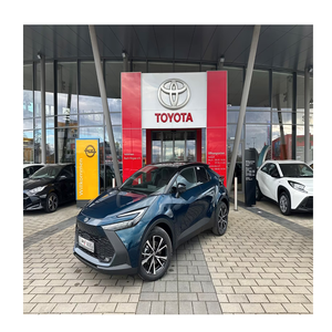 Toyota C-HR 2.0 Hybride Rechargeable, Pack Technik, SUV Hybride Automatique, Économe en Carburant, Écologique, Voiture pour la Conduite Urbaine - Product Image 2