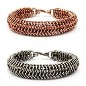 Bracelet manchette vintage fait main en cuivre pur, tressé artisanal, style antique, unisexe, bijou en métal, vente en gros - Product Image 6