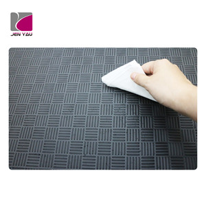 แผ่นรองศิลปะการต่อสู้แบบโฟม ASTM EN71 UKAS Certified ขนาด 100x100 ซม. หนา 20 มม. 40-50D ลายตาราง สำหรับ MMA BJJ - Product Image 1