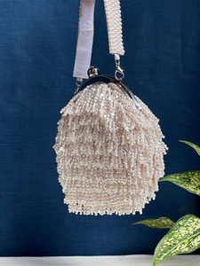 Pochette de soirée indienne de luxe à franges de perles, ornée de perles, avec cadre métallique, pour mariée et femme, pour mariage - Product Image 4