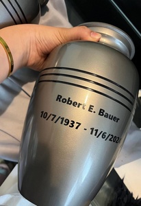 aluminium condolence <b>gifting</b> urn aluminium <b>bereavement</b> <b>gifting</b> urn aluminium respectful <b>gifting</b> urn aluminium elegant vase - Product Image 2