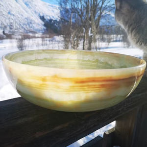 Cuenco de Ónix Verde Claro, Cuenco de Ónix Verde Multicolor Hecho a Mano, Cuenco de Cristal de Ónix Verde para Servir en la Mesa Principal de Universal Overseas - Product Image 1