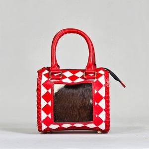 Luxury Red <b>White</b> Diamond Pattern Leather Handbag Speedy <b>Bag</b> With Cowhide Panel Zipper Closure - Product Image 1