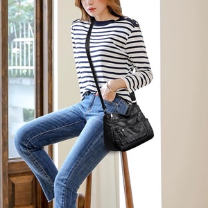 Sac fourre-tout matelassé personnalisé en cuir véritable pour femme avec fermeture éclair, sac à main de shopping et de beauté, et sac de transport imprimé - Product Image 6