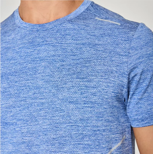 ชุดเสื้อยืดคอกลมพิมพ์ลายสไตล์สตรีทสำหรับผู้ชายและกางเกงขาสั้น ชุดเสื้อยืดออกกำลังกายกลางแจ้งและกางเกงวิ่งแบบสองชิ้น - Product Image 5