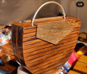 Grace Handcrafted Eco-Luxe Embrague bordado de madera Accesorios de bambú Premium Lady Style Portable con detalles atemporales - Product Image 6